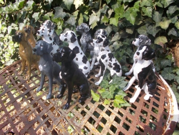 Deutsche Dogge Deko Figur sitzend alle Farben NEUHEIT