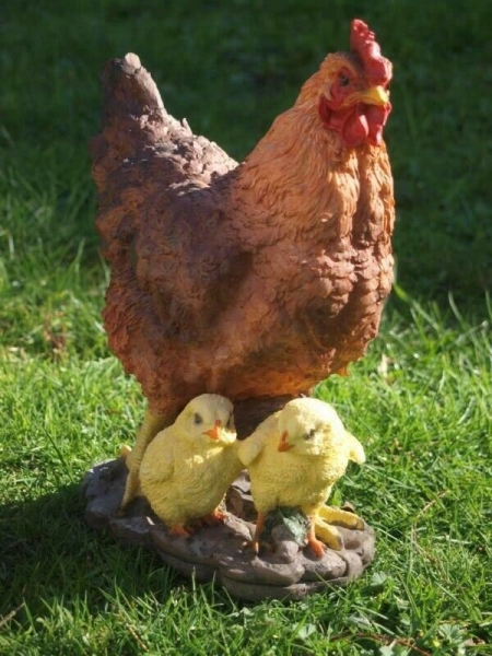 Huhn Figur Deko Figur m Küken 33cm lebensecht Gartenfigur Skulptur Hahn NEU