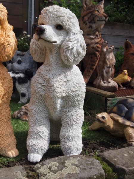 Pudel Deko Figur sitzend lebensecht Hund Garten 48cm Hotant